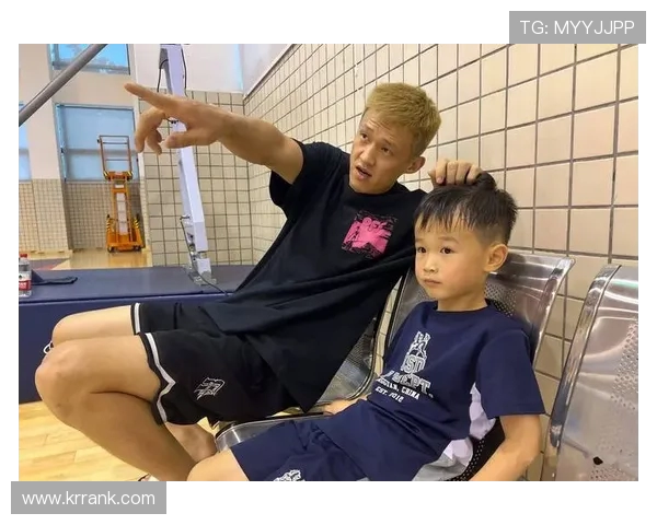 周鹏:从篮球场上的传奇到生活中的榜样,如何塑造自己的精彩人生 周鹏:从篮球场上的传奇到生活中的榜样,如何塑造自己的精彩人生